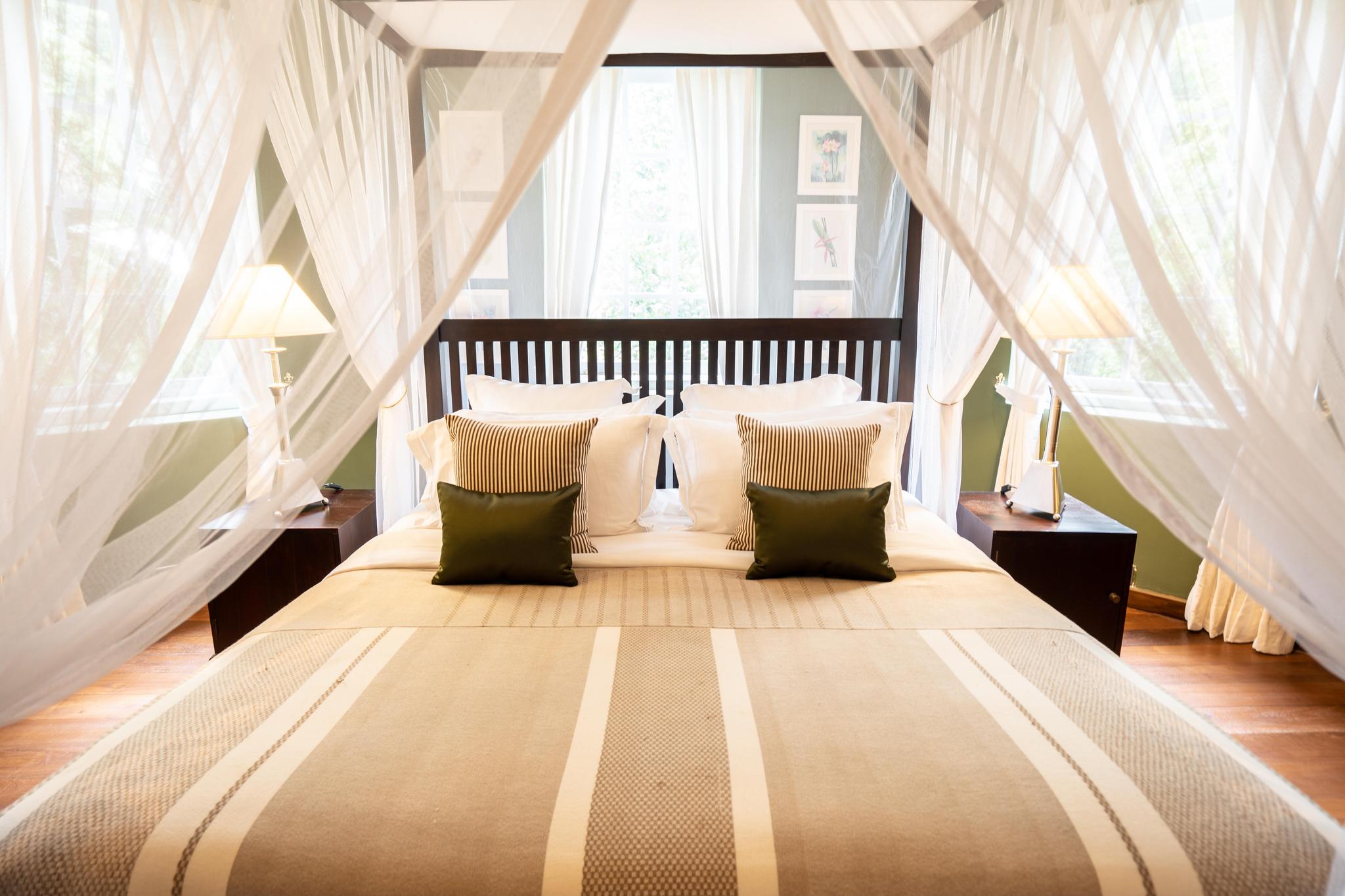 Comfortable bed in the Admiral Suite at Glenross Living