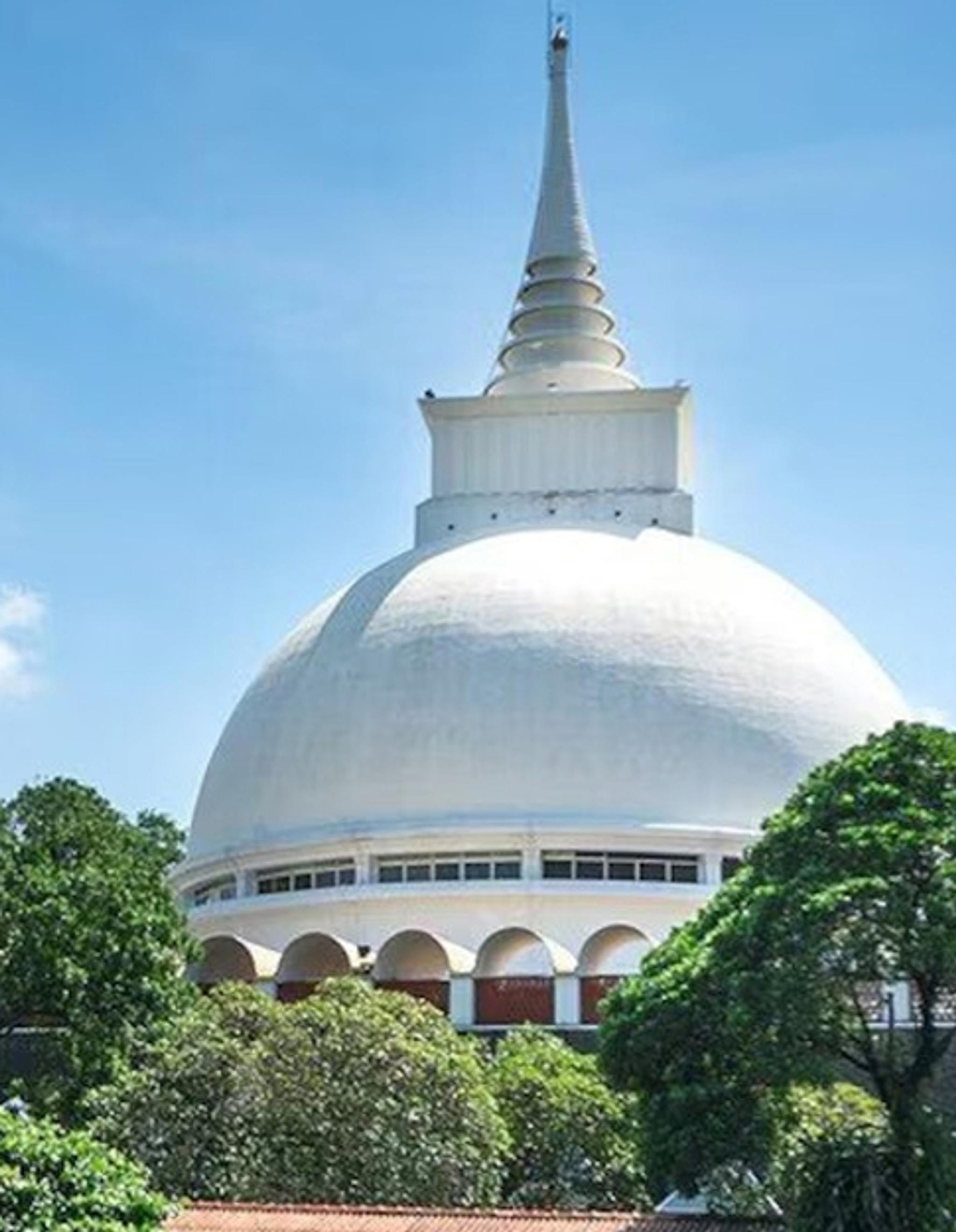 Visit to Kalutara Bodhiya